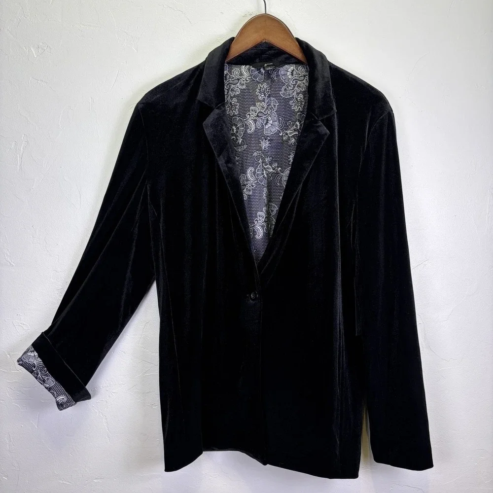 GNW NWT Woman's Velvet Velour Blazer Jacket Size‎ L Black Event Elegant Classy